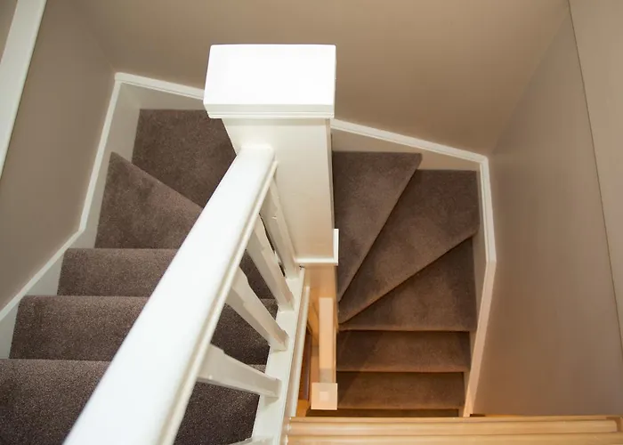 Lynch's Townhouse 3*